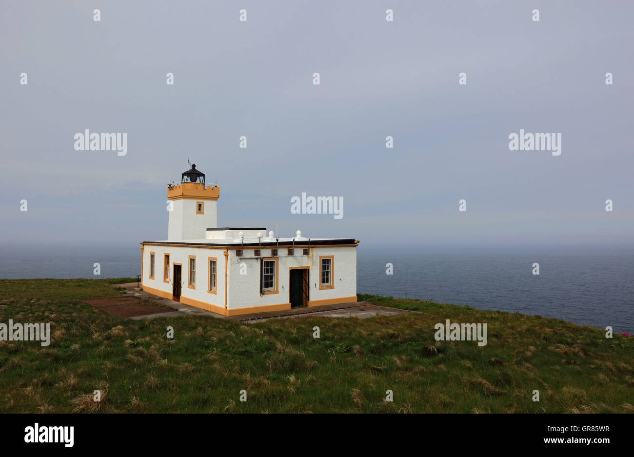 Schottland, Highlands, Duncansby Head ist der Nord-östlichen Punkt von Schottland, Leuchtturm am Kap Stockfoto