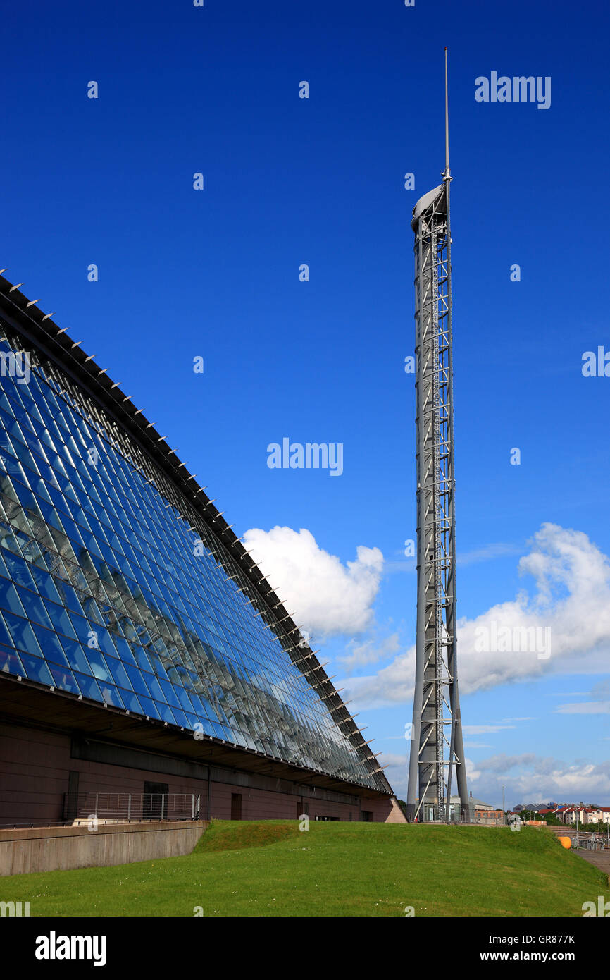 Schottland, Stadt von Glasgow, Titan Kran, Glasgow Tower mit Titaniumbeschichtung, Science Center Stockfoto