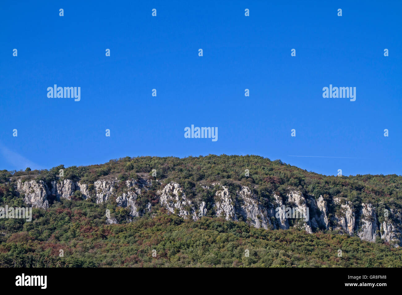 Die Klettern Rock Marciaga sind von vielen Sport-Enthusiasten Gardasee Touristen besucht Stockfoto