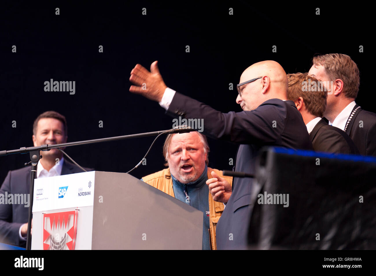 Kiel, Deutschland, 20. Juni 2015 Eröffnung der Kieler Woche 2015 mit Axel Prahl, Torsten Albig und Ulf Kämpfer Stockfoto