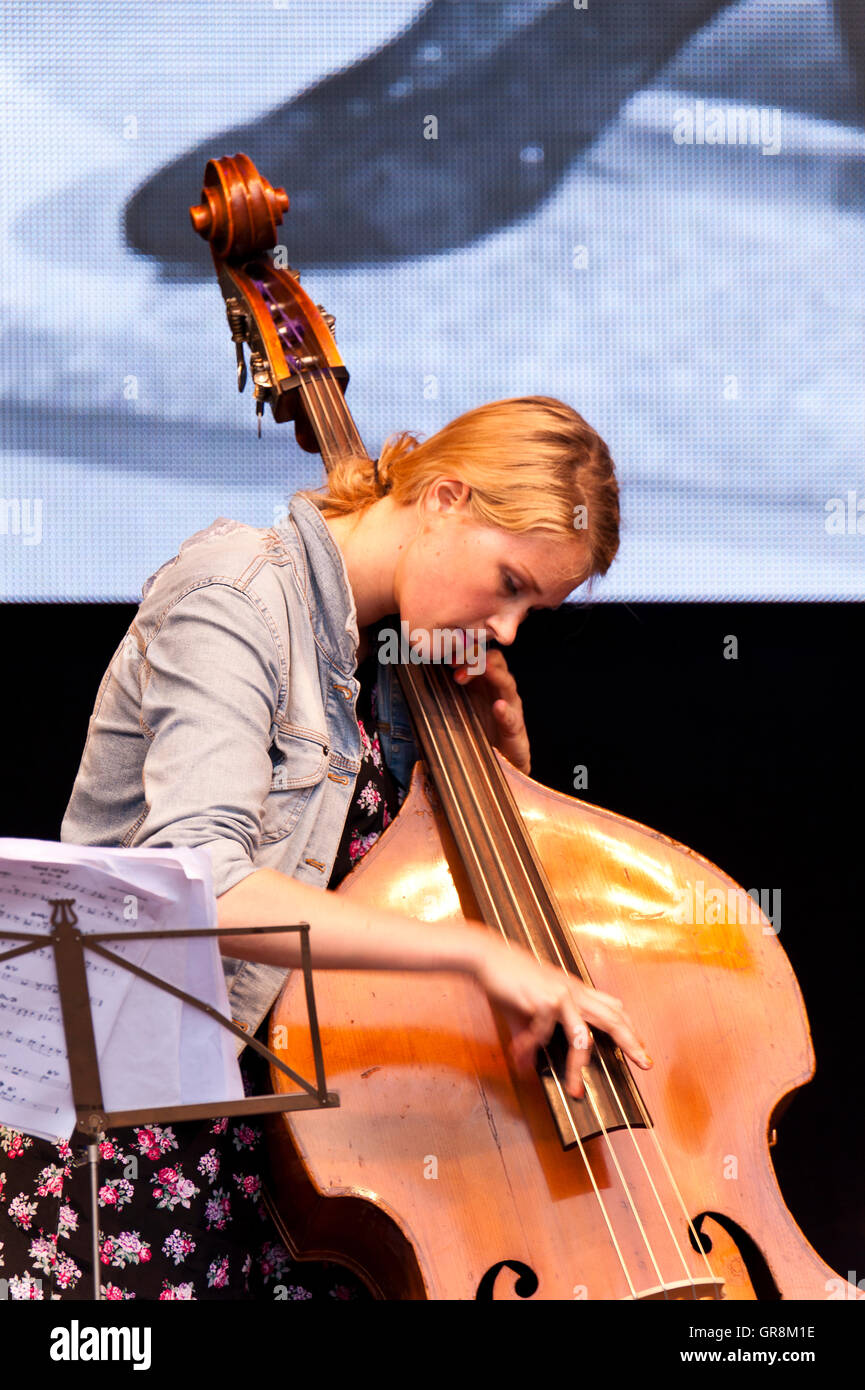 Finnisch-Jazz-Gruppe All About Eve bei der Kieler Woche 2013, Editorial nur Stockfoto