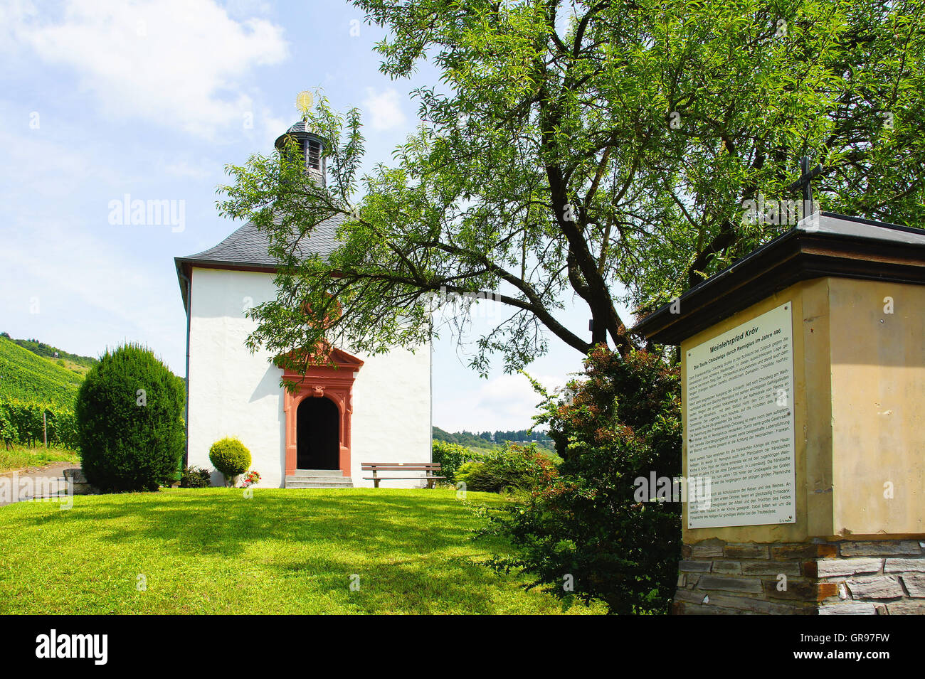 Kesselstattkapelle In den Weinbergen in der Nähe von Kröv an der Mosel Stockfoto