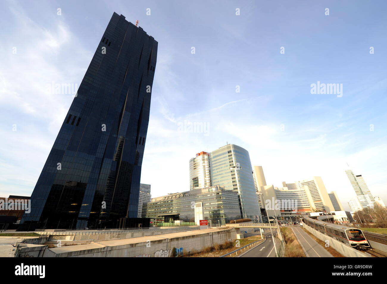 DC Tower mit Uno-City und U1 Stockfoto