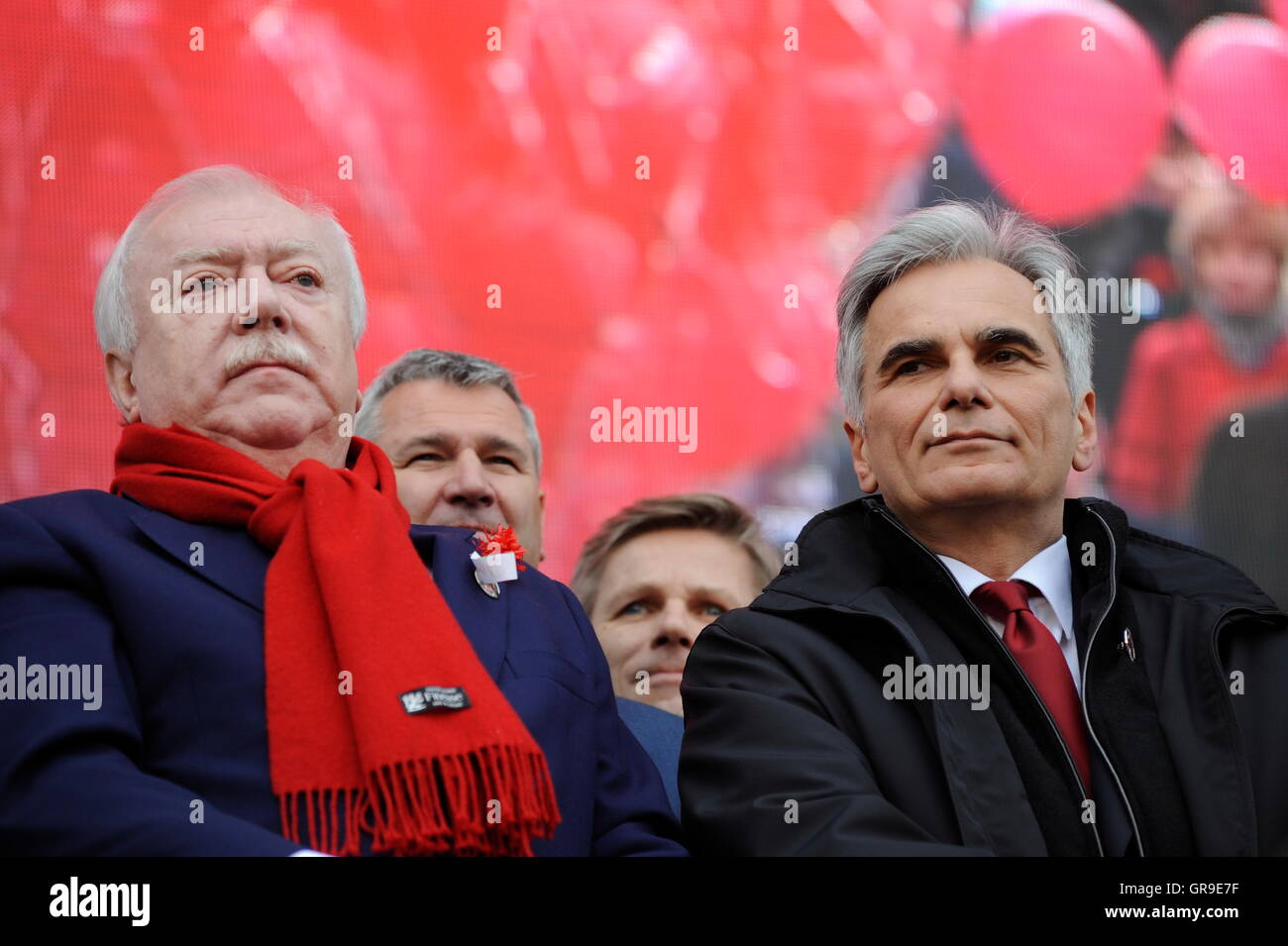 Bürgermeister Michael Häupl Vienna und der österreichische Bundeskanzler Werner Faymann Stockfoto
