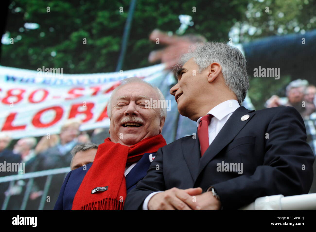 Bürgermeister Michael Häupl Vienna und der österreichische Bundeskanzler Werner Faymann Stockfoto