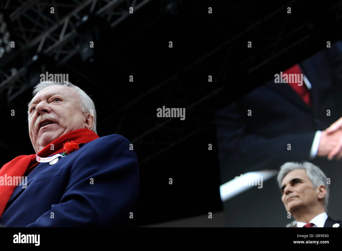 Bürgermeister Michael Häupl Vienna und der österreichische Bundeskanzler Werner Faymann Stockfoto
