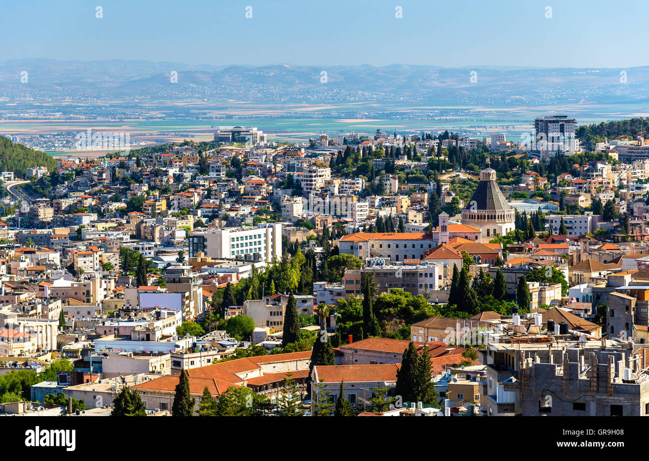 Nazareth mit der Verkündigungsbasilika Stockfoto