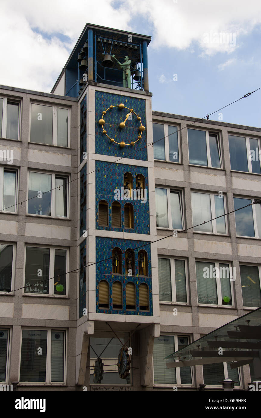 Glockenspiel haus Fotos und Bildmaterial in hoher Auflösung Alamy