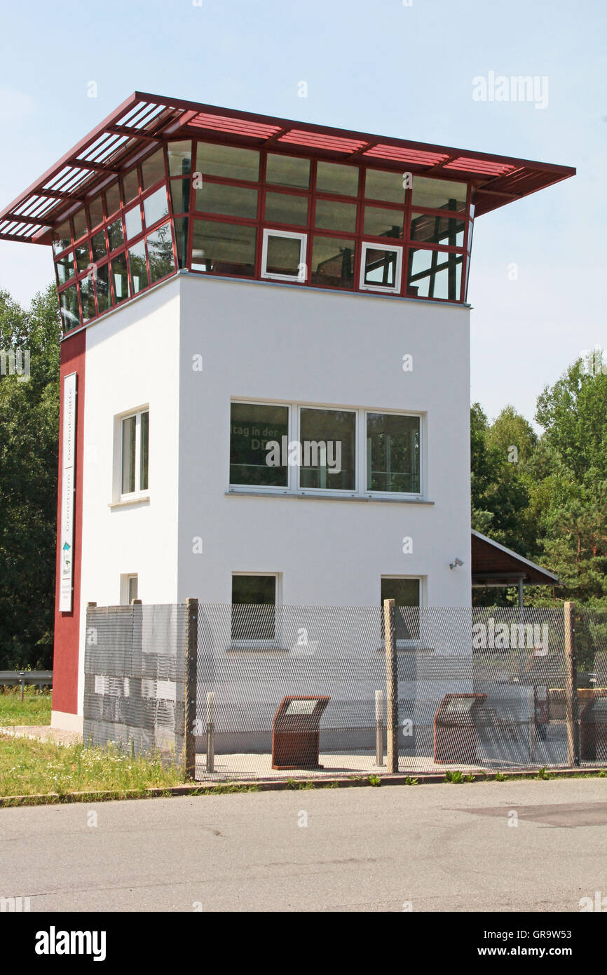 Ehemalige Grenze Turm an der ehemaligen innerdeutschen Grenze In Rottenbach Eisfeld Stockfoto