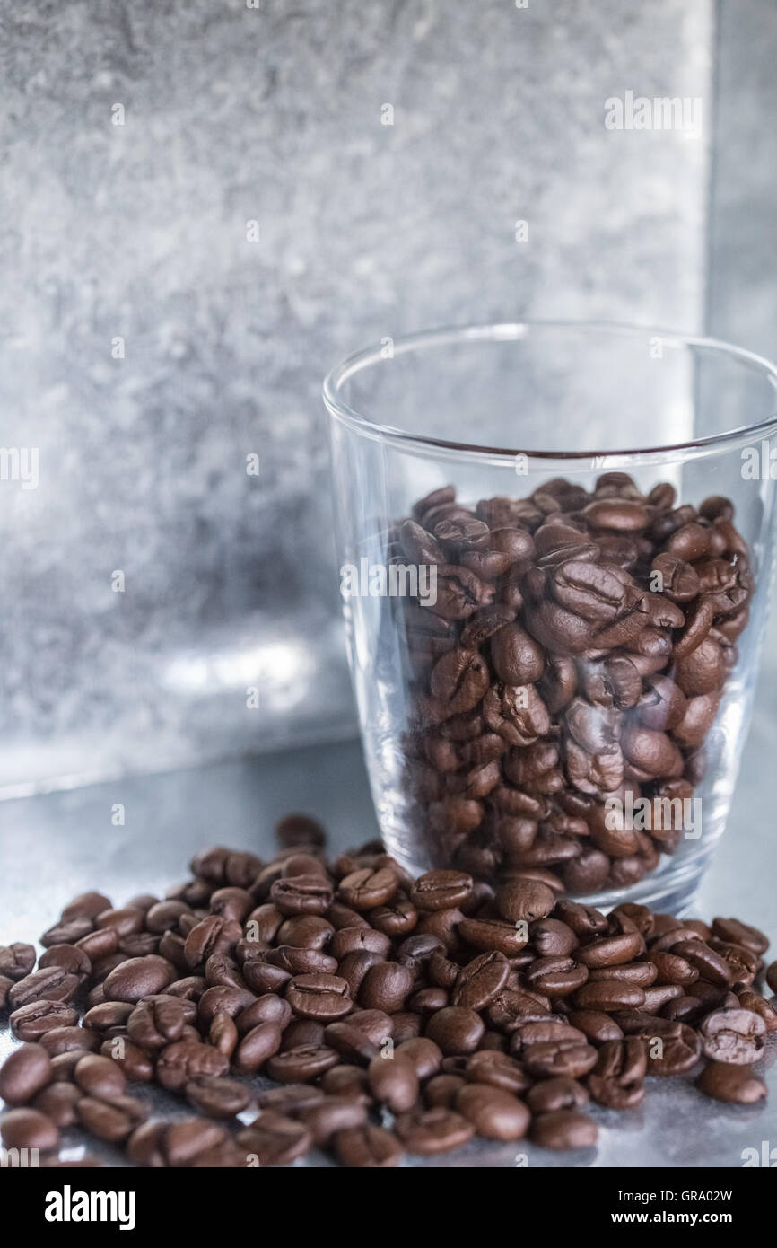 Kaffee Bohnen im Glas Stockfoto