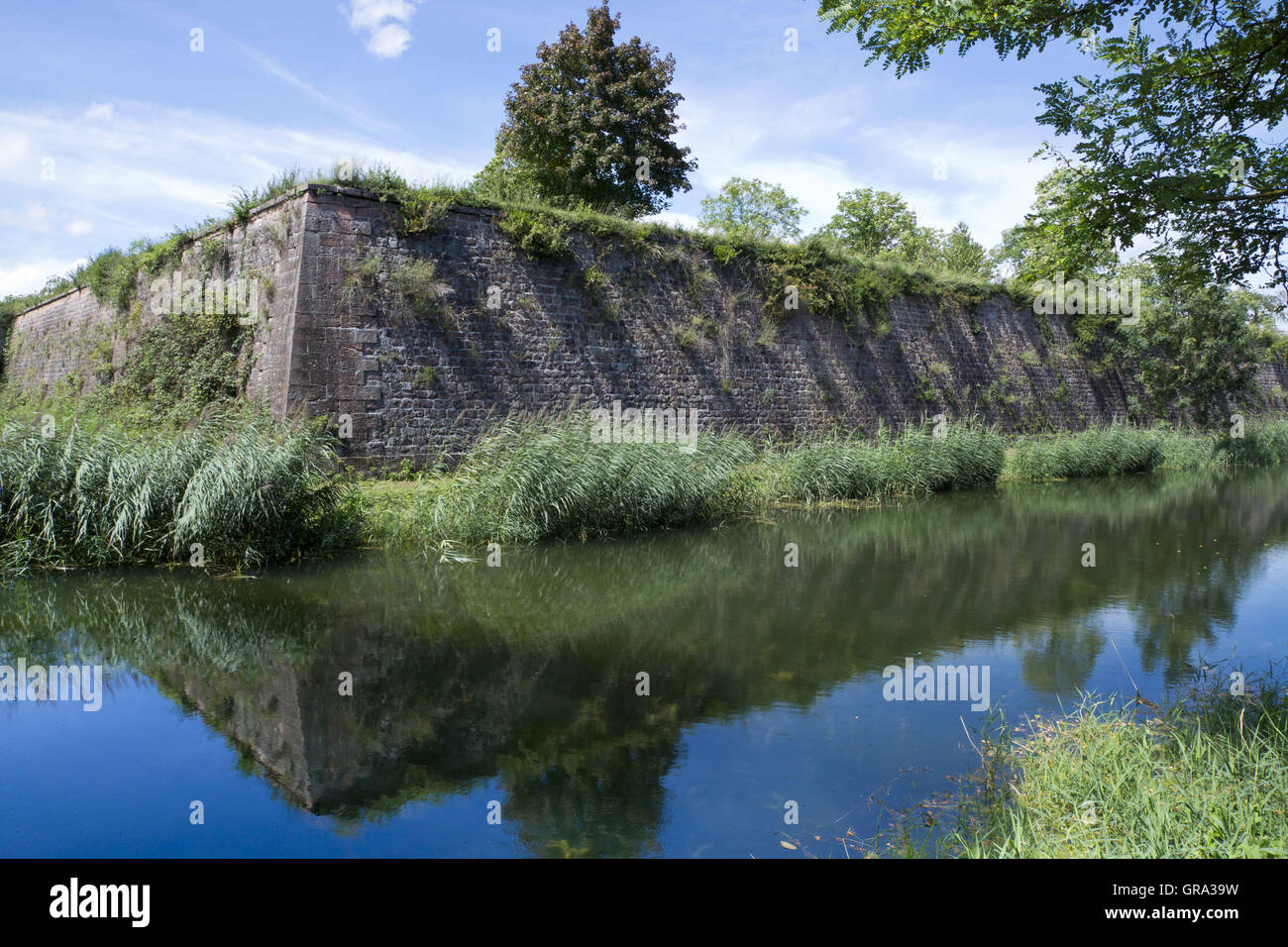 Festungsanlagen von Vauban, UNESCO-Weltkulturerbe, Neuf-Brisach, Elsass, Frankreich, Europa Stockfoto