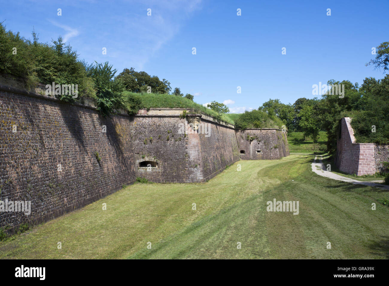 Festungsanlagen von Vauban, UNESCO-Weltkulturerbe, Neuf-Brisach, Elsass, Frankreich, Europa Stockfoto