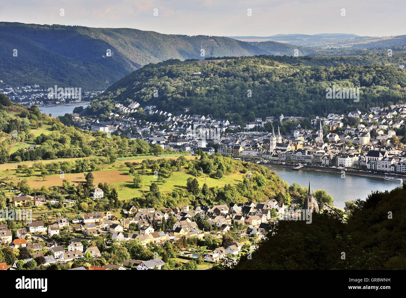 Die Krümmung der Rhein, Blick auf die Schlucht in der Nähe der Stadt Boppard, Oberes Mittelrheintal, Deutschland Stockfoto