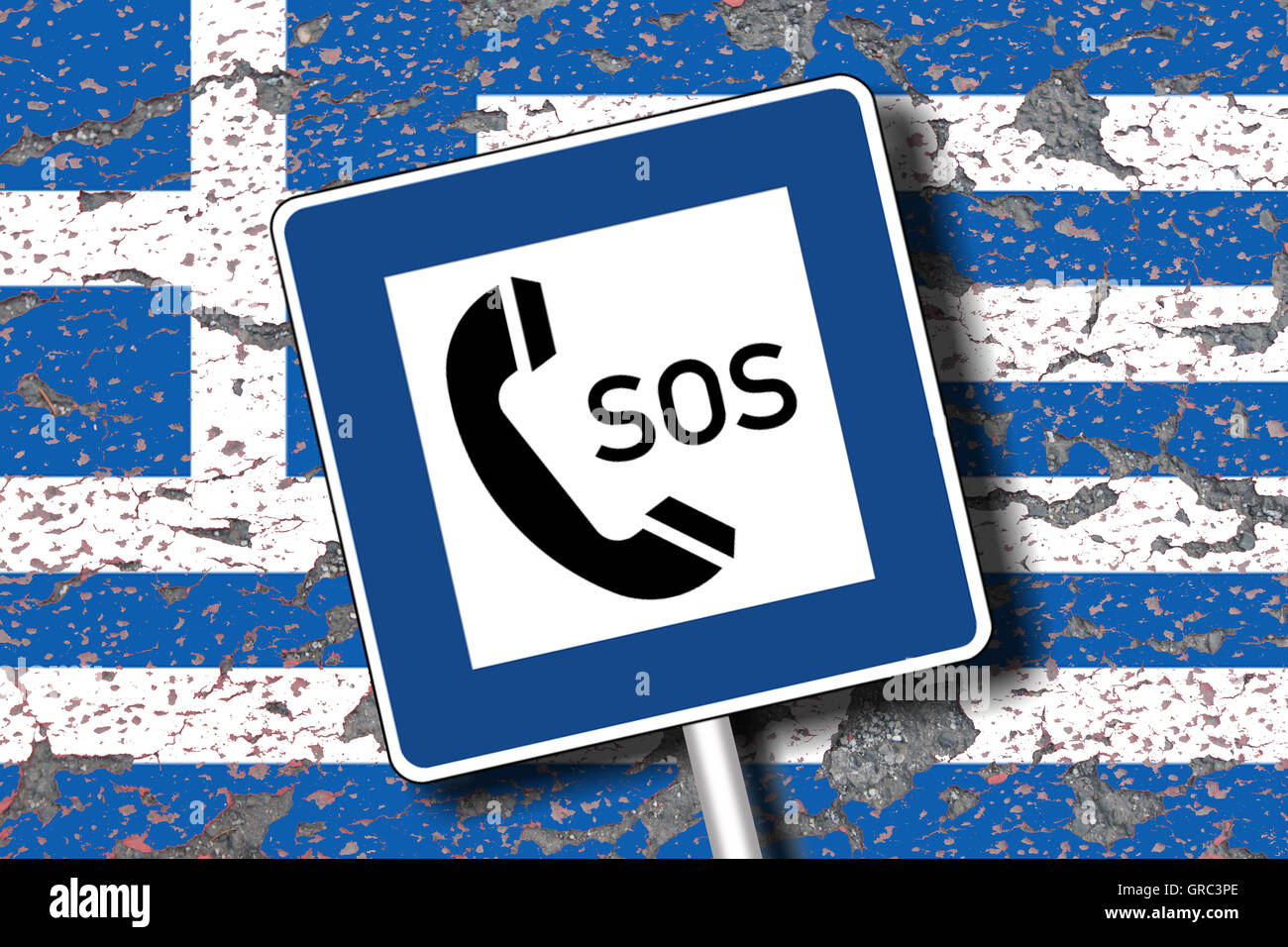 Griechische Flagge mit Zeichen SOS-Ruf Verkehrsposten erodieren Stockfoto