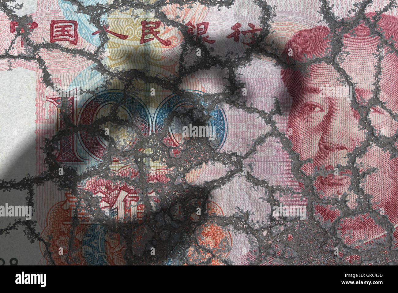 Chinese Yuan Geldschein auf erodieren Boden mit Euro-Symbol Stockfoto