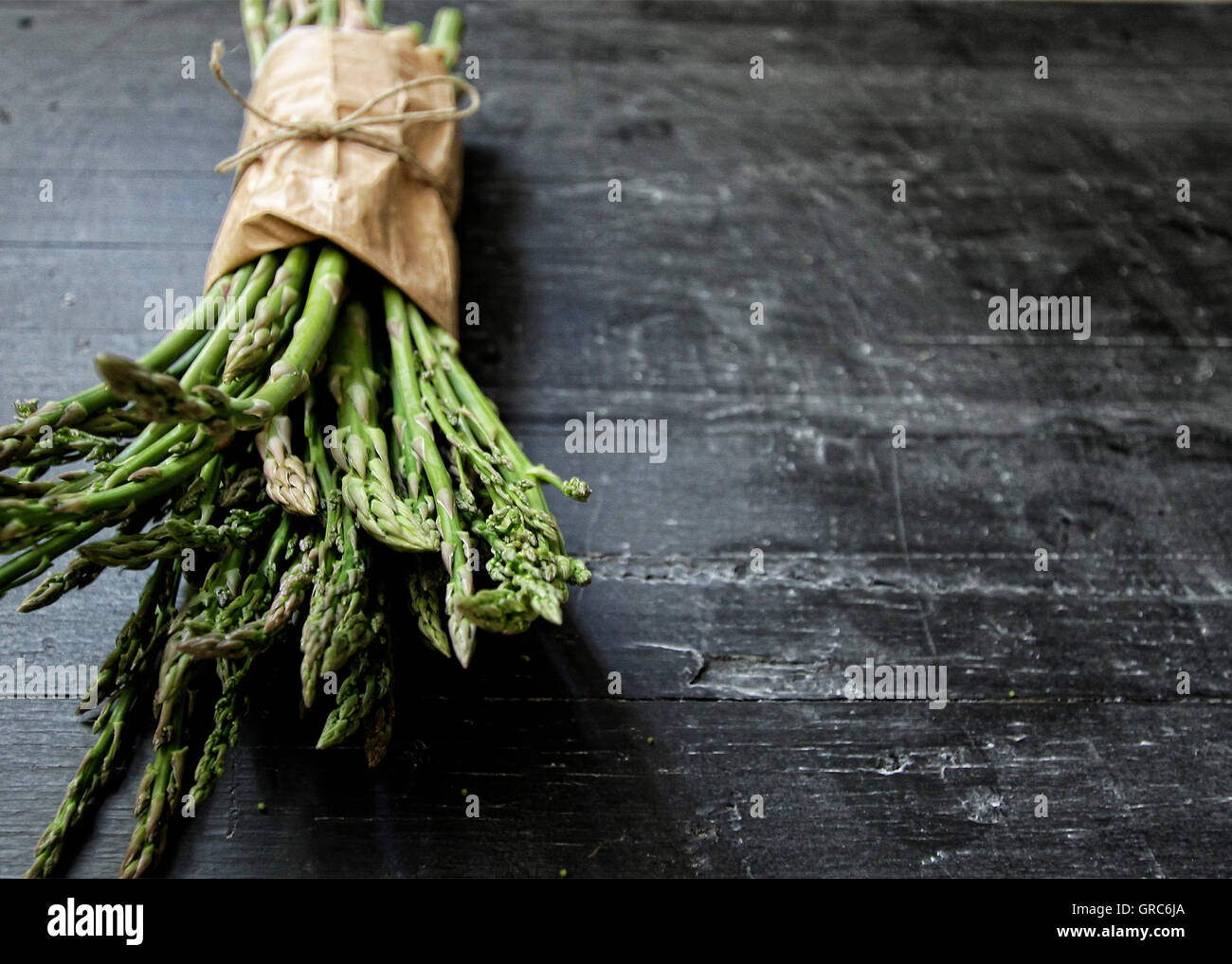 Spargel Gemüsesaatgut Ernte Essen kochen Diät Zeit Menge Stockfoto