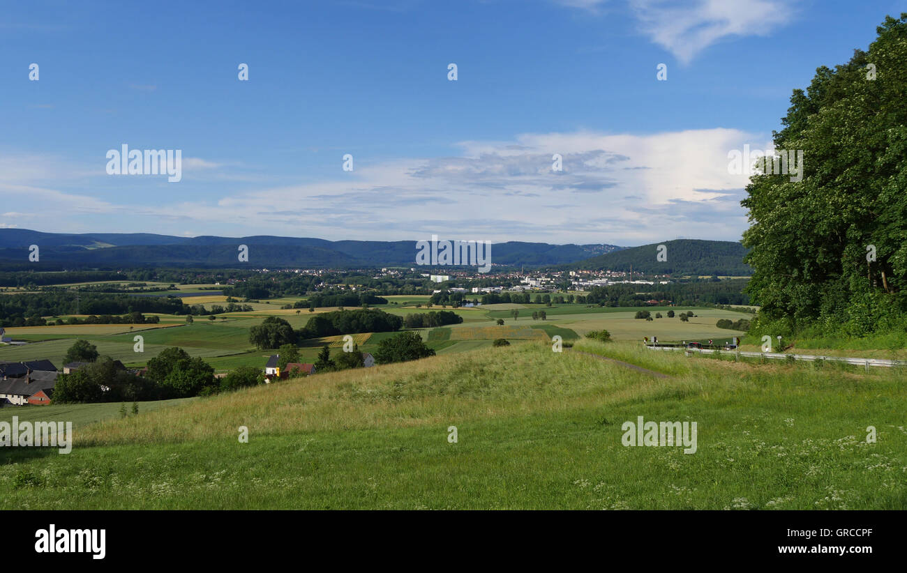 Neustadt bei Coburg, bayerische Puppe Stadt, eingebettet In Neustadt-Tal, Oberfranken Stockfoto