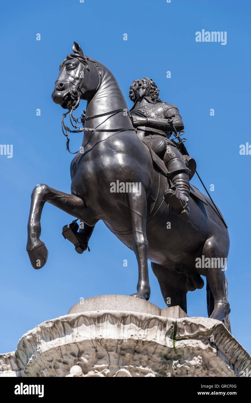Statue von Charles ich Charing Cross, London, England. Stockfoto