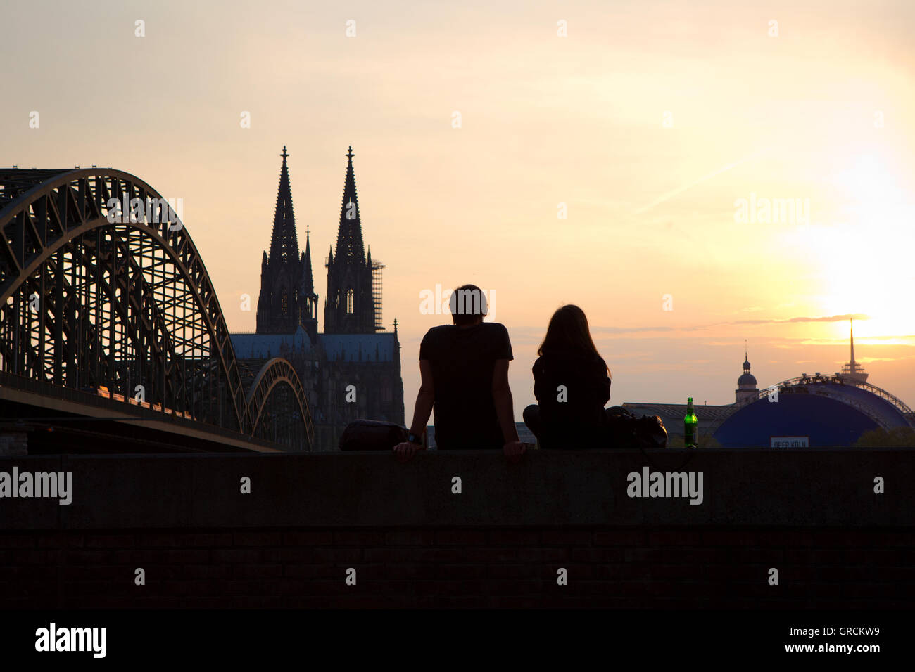 Verliebt in Köln, Kölner Dom, Liebhaber Stockfoto