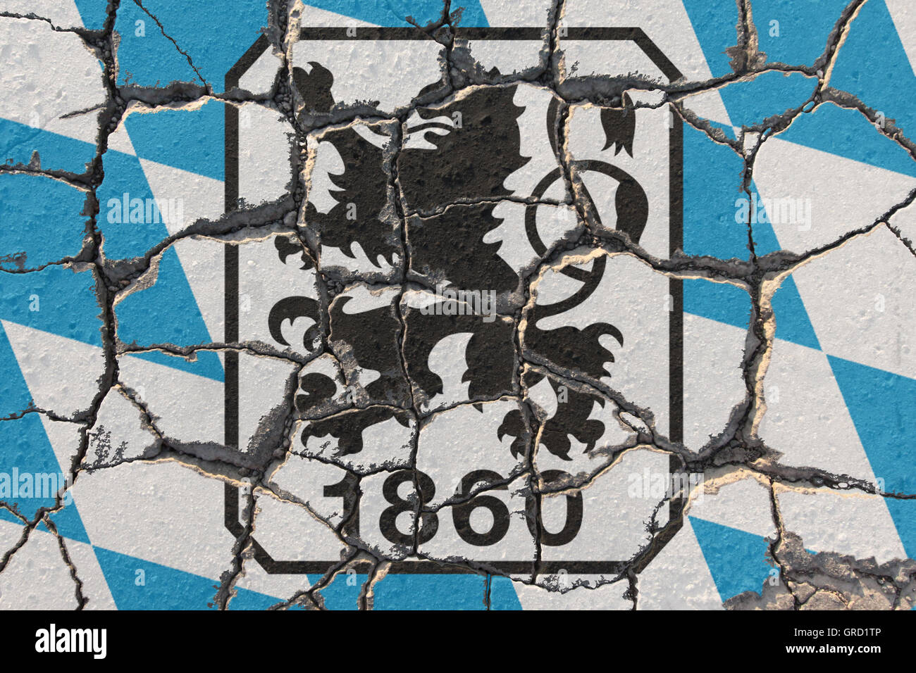 Zeichen von 1860 München zum erodieren Pflaster mit bayerische Flagge Stockfoto