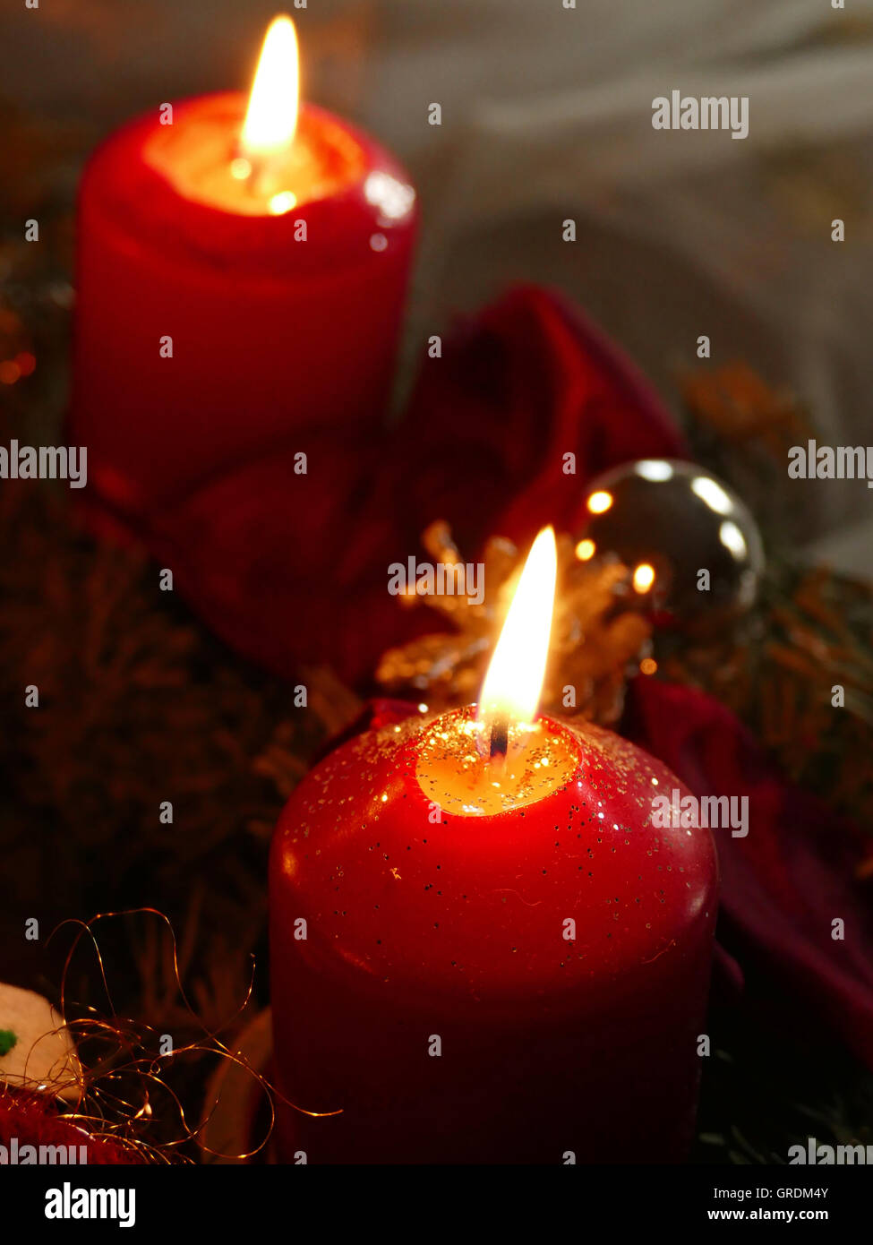 Die Wiederkunft, brennenden Kerzen Stockfoto