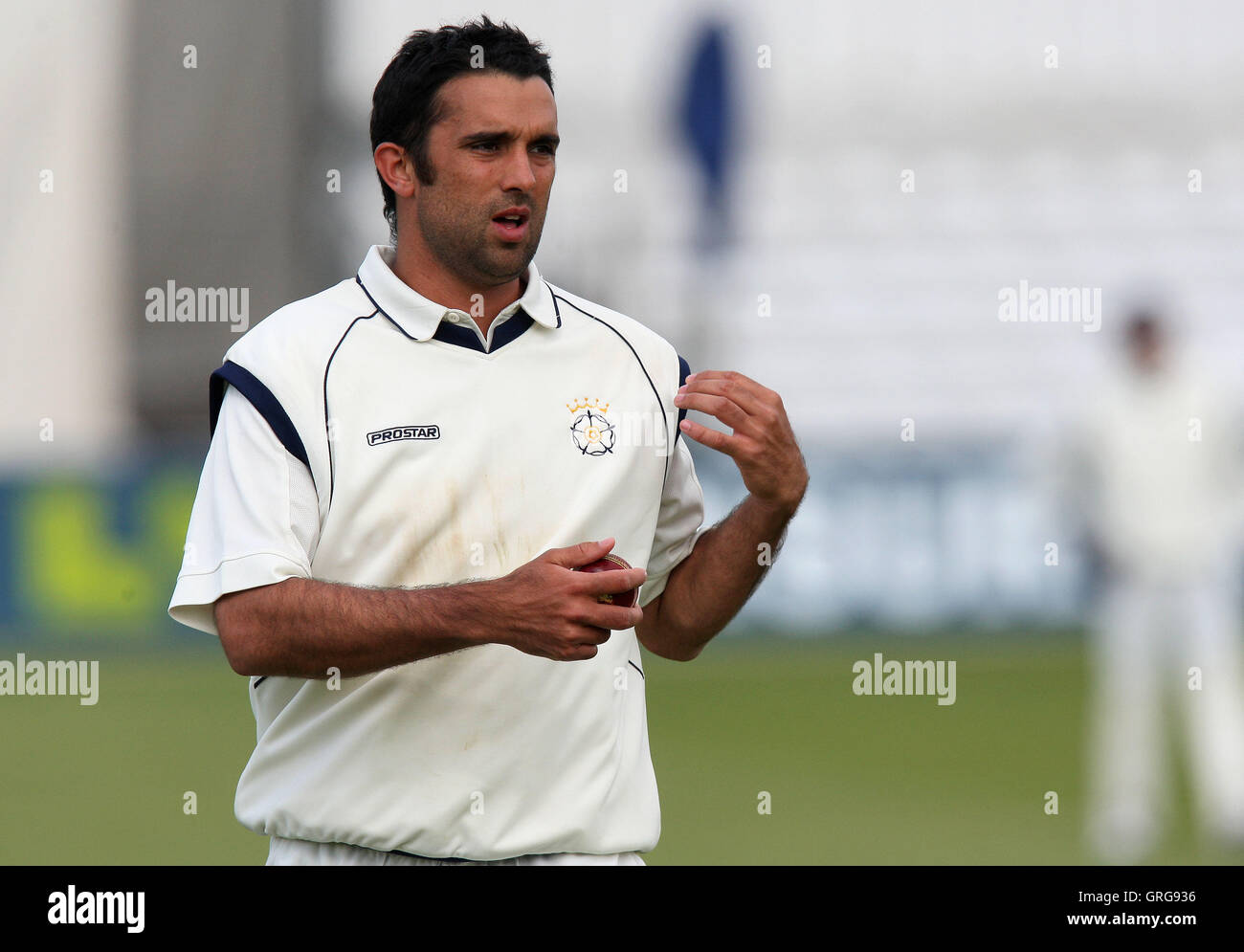 Kabir Ali von Hampshire - Essex CCC Vs Hamsphire CCC - LV County Championship Cricket auf dem Ford County Ground, Chelmsford - 04.11.10 Stockfoto