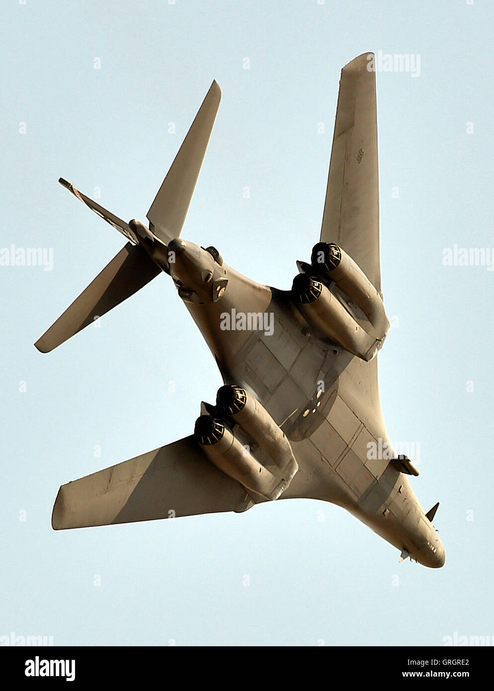 Namest Nad Oslavou, Tschechische Republik. 07. Sep, 2016. Der fliegende Teil der großen Streik 2016 Übung, zielte darauf ab, die Ausbildung der forward Air Controller, Flugpersonal und Boden Kräfte Kommandanten harmonisieren beginnt in Namest nad Oslavou, Tschechische Republik, 7. September 2016. B-1 b Lancer, US viermotorige Überschall-Variable-Sweep Flügel, strahlgetriebenen strategischen Bomber. © Lubos Pavlicek/CTK Foto/Alamy Live-Nachrichten Stockfoto