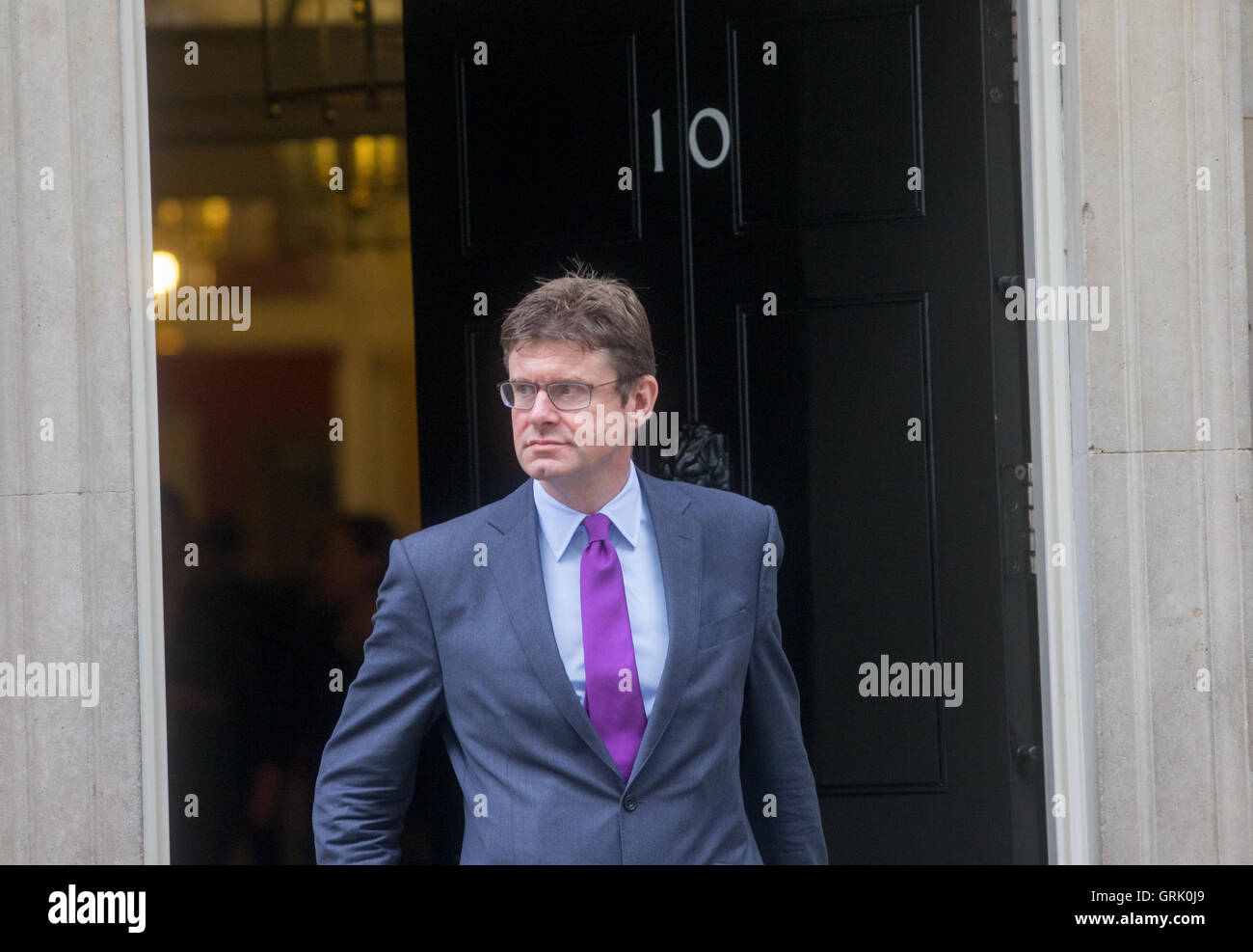 Greg Clark, Staatssekretär für Wirtschaft, Energie und Industriestrategie verlässt Downing Street nach einer Kabinettssitzung Stockfoto