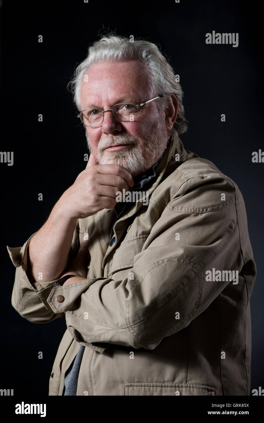 Schottisches Fernsehen Drehbuchautor, meistverkaufte Schriftsteller und Krimiautor Peter Mai. Stockfoto