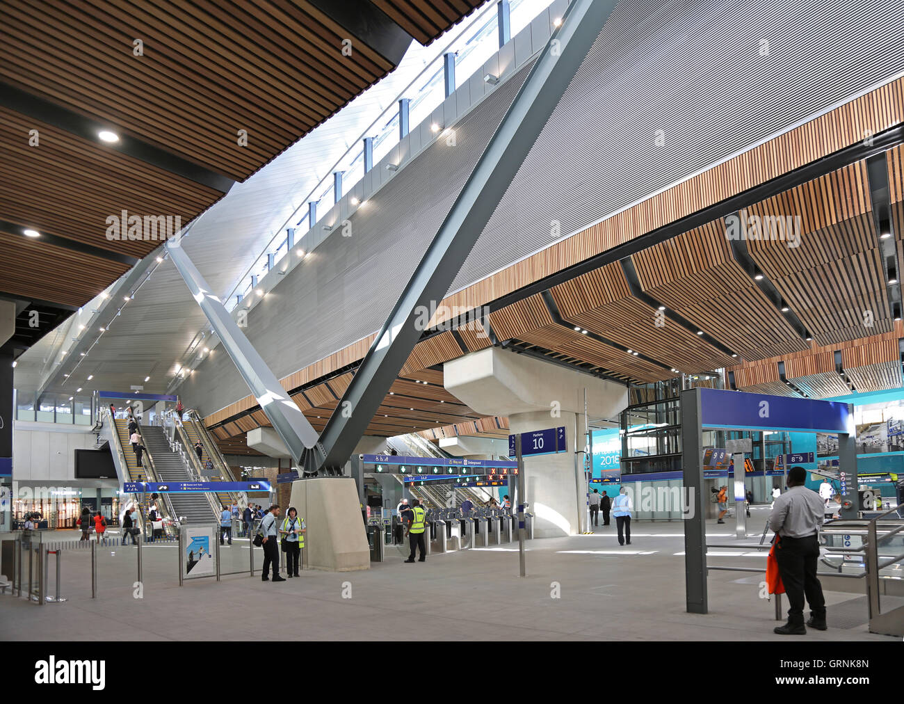 Bahnhof London Bridge, London, UK. Die neue Halle unter Niveau. Von den