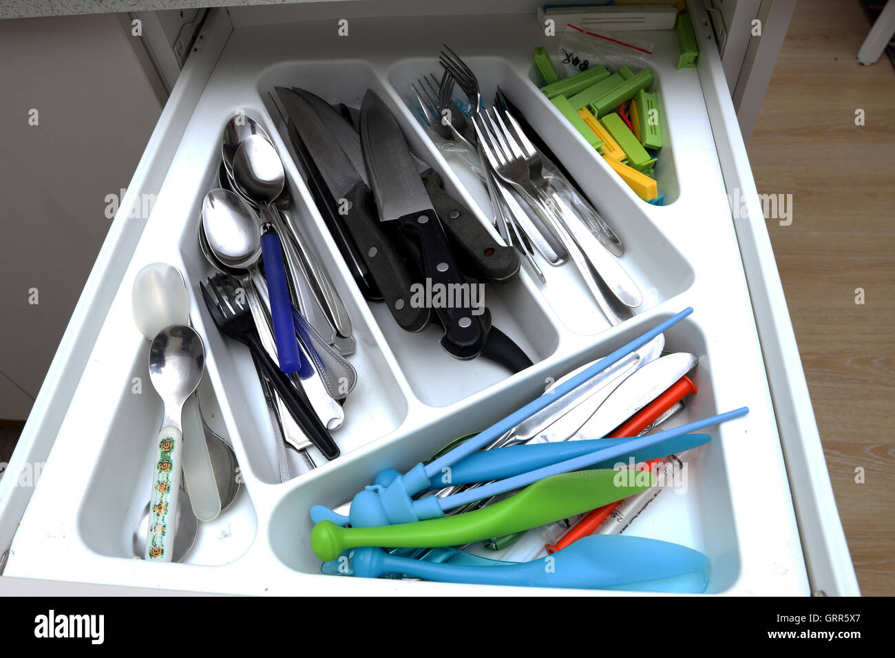 Utensil Küchenschublade Stockfoto
