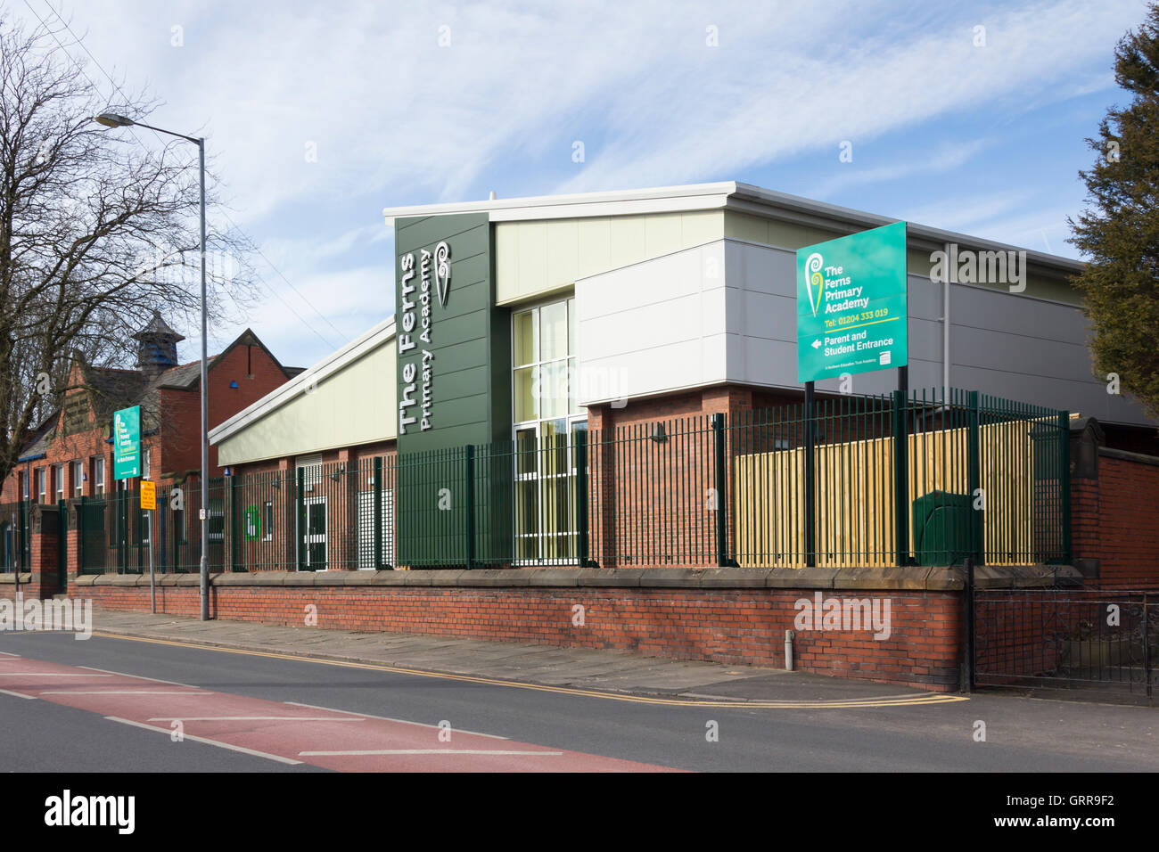 Die Farne primäre Acadamy, ehemals Strangpresse Lane Grundschule, Schule am Strangpresse Lane, Farnworth, Bolton. Stockfoto