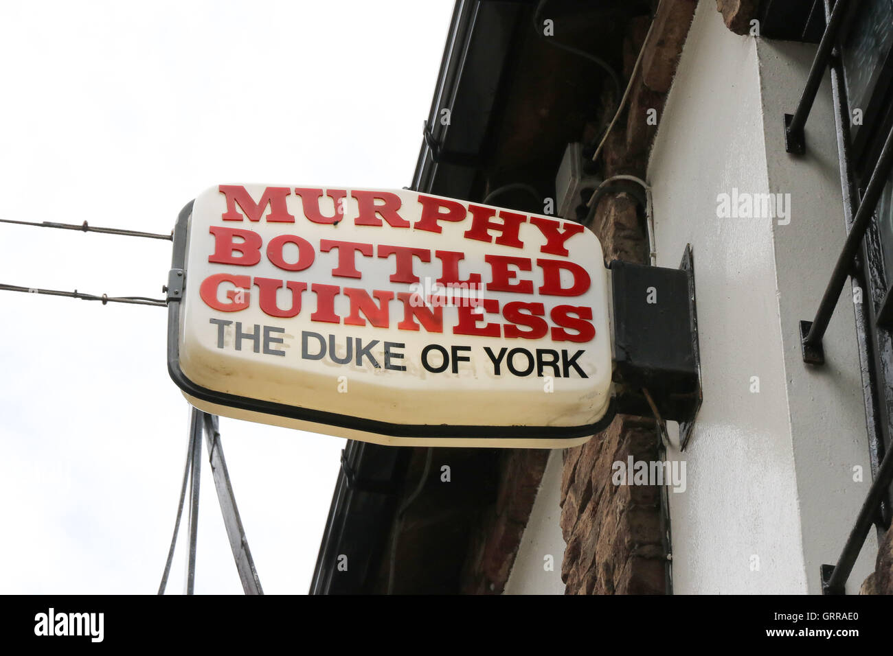 Der Duke of York Pub in Commercial Court, The Cathedral Quarter, Belfast, Nordirland Stockfoto