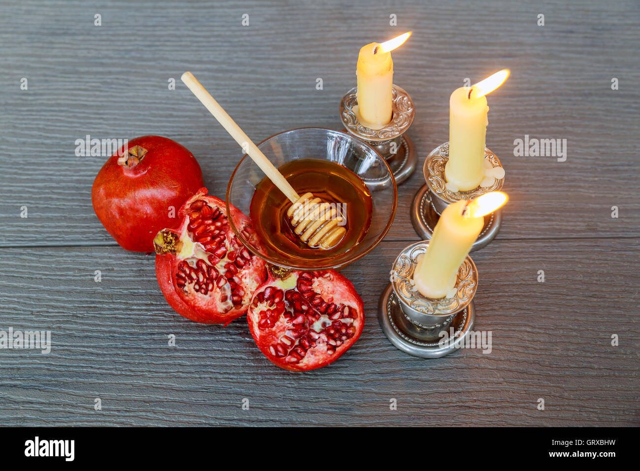 Rosch ha-Schana Jewesh Ferienkonzept: Honig, Apfel-Granatapfel Stockfoto