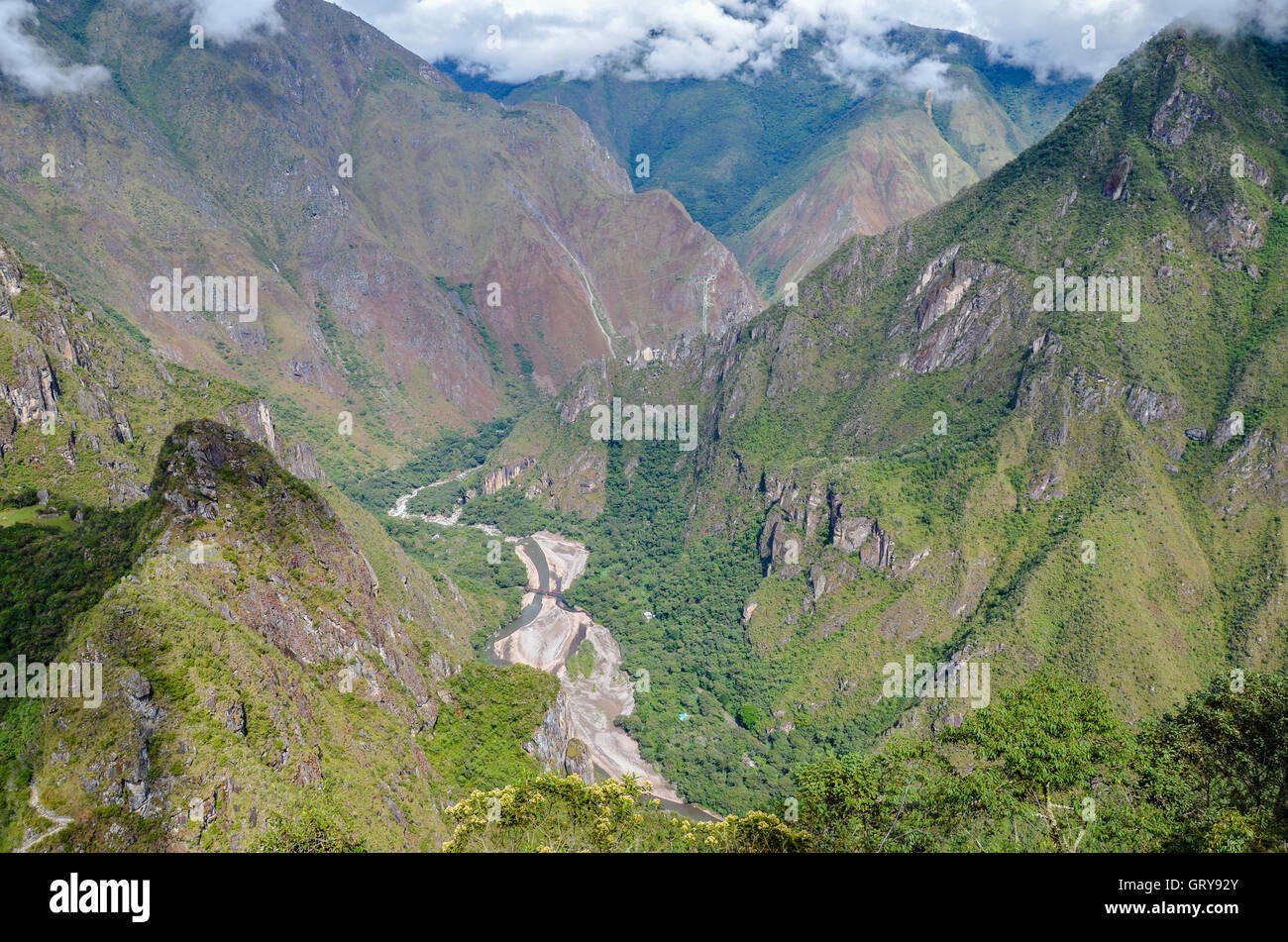 MACHU PICCHU, CUSCO REGION, PERU - 4. Juni 2013: Panorama Blick auf Machu Picchu vom Huayna Picchu Berg Stockfoto