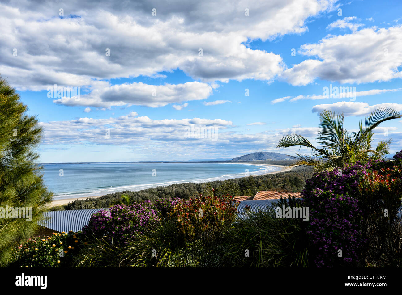Blick auf Seven Mile Beach von Sir Charles Kingsford Smith Lookout, Gerroa, Shoalhaven, New South Wales, NSW, Australien Stockfoto