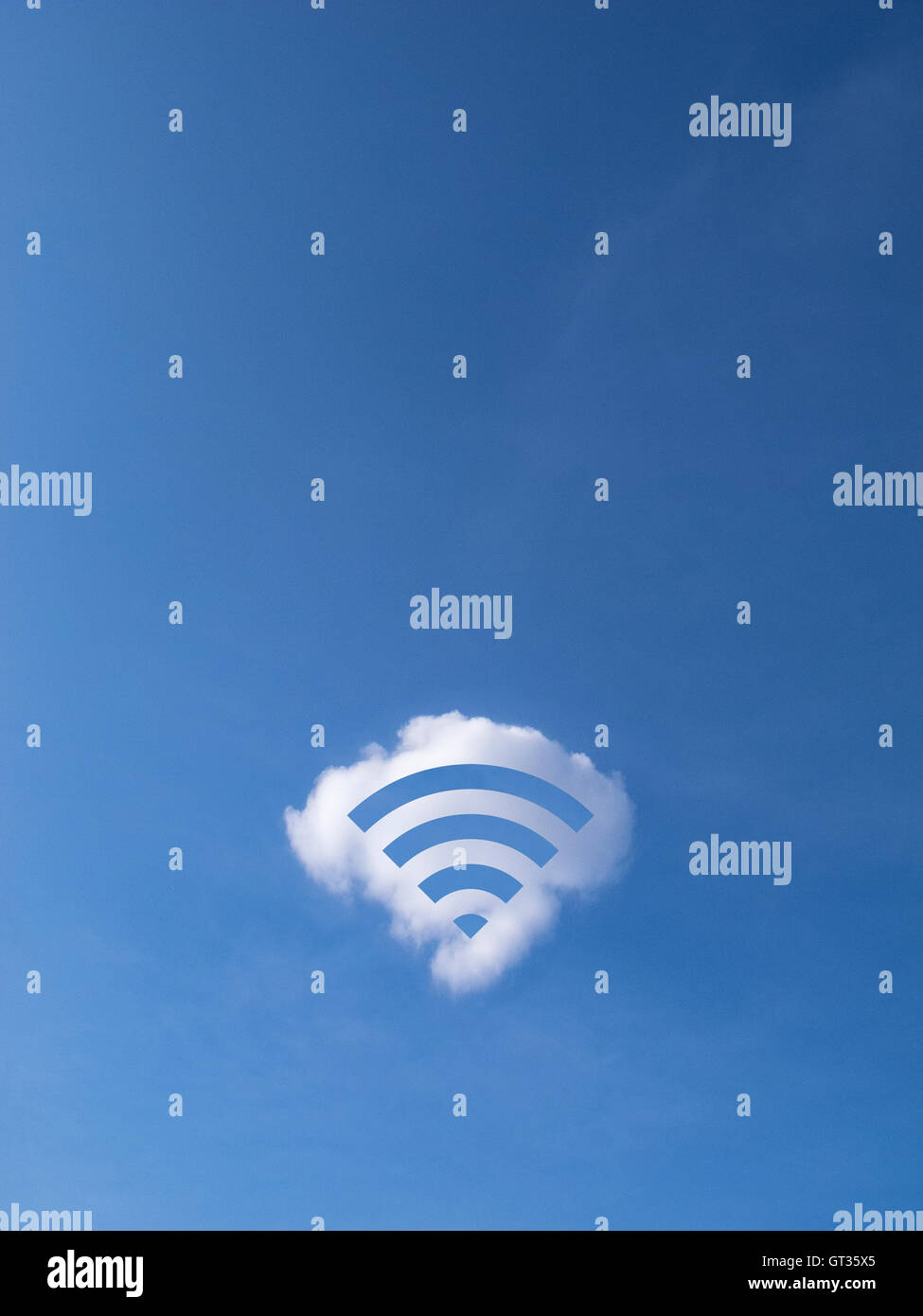 WiFi-Logo gemacht aus einer Wolke Stockfoto
