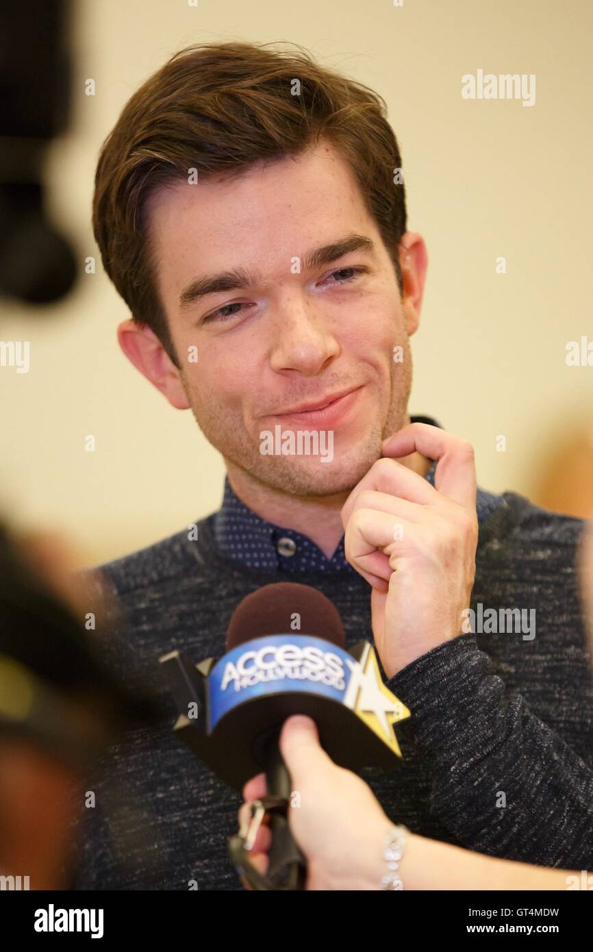 John Mulaney bei einem öffentlichen Auftritt für OH, Hallo am BROADWAY Fototermin, The New 42nd Street, Inc. Studios, New York, NY 8. September 2016. Foto von: Jason Smith/Everett Collection Stockfoto