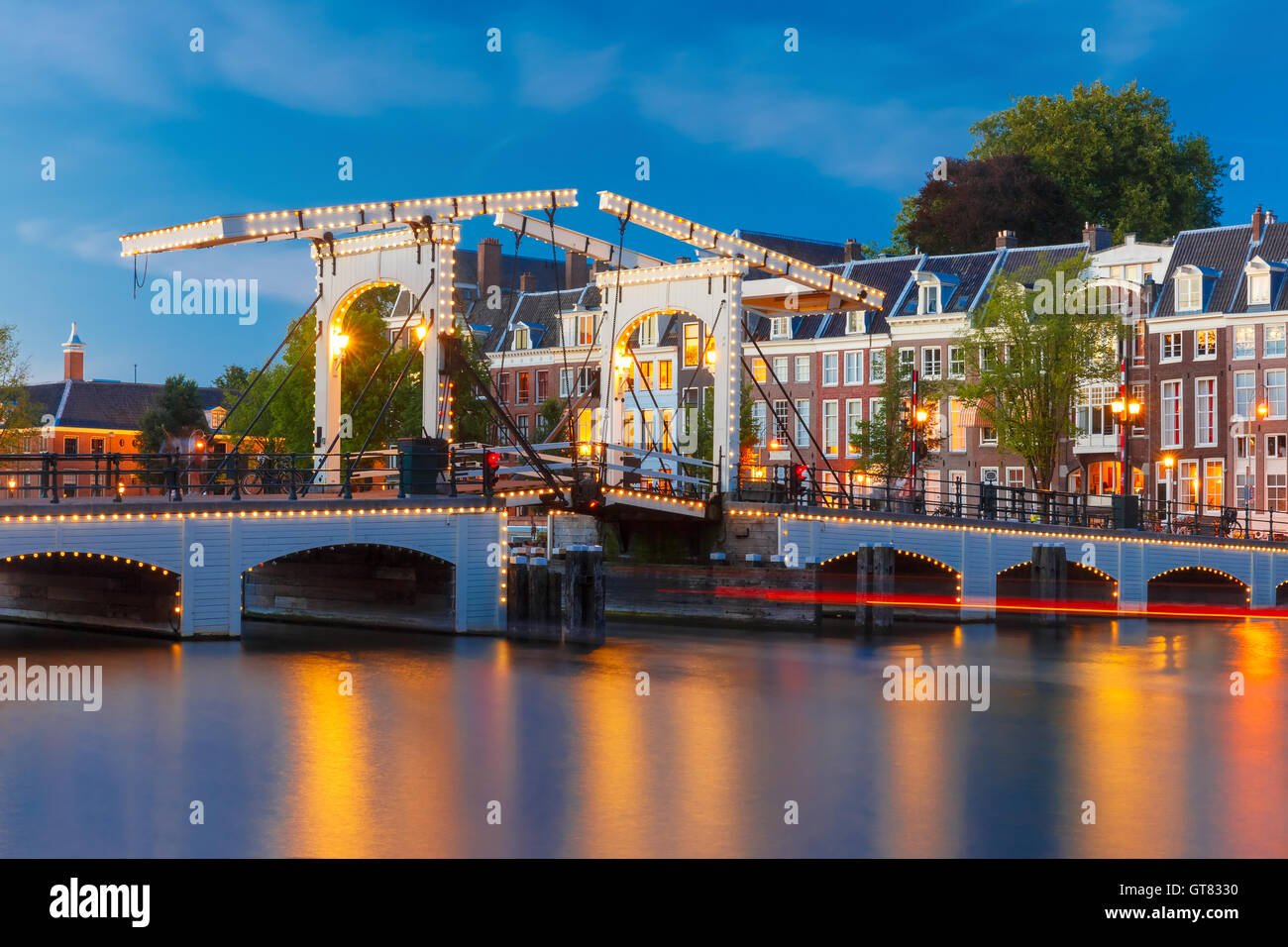 Magere Brug, magere Brücke, Amsterdam, Niederlande Stockfoto
