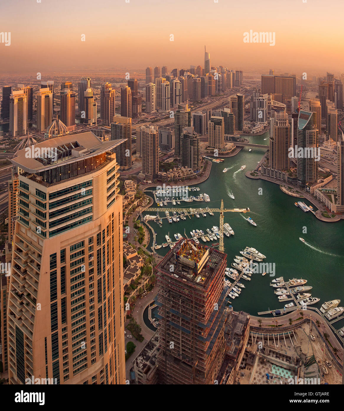 Dubai Marina Sonnenuntergang Draufsicht Stockfoto