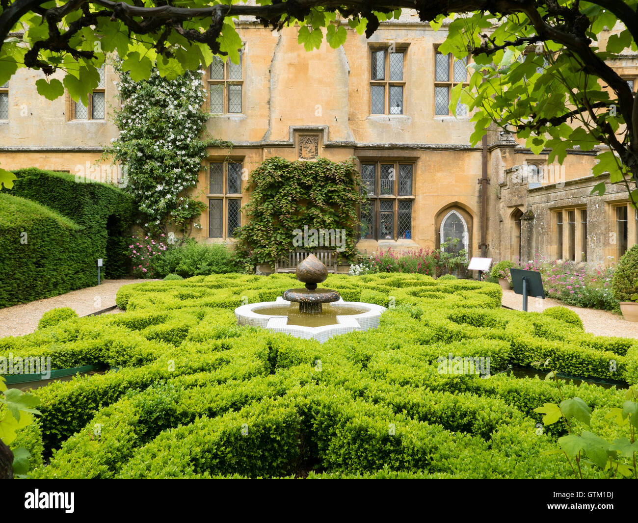 Der Knoten-Garten, Sudeley Castle & Gardens, Winchcombe, Gloucestershire, England, UK. Stockfoto