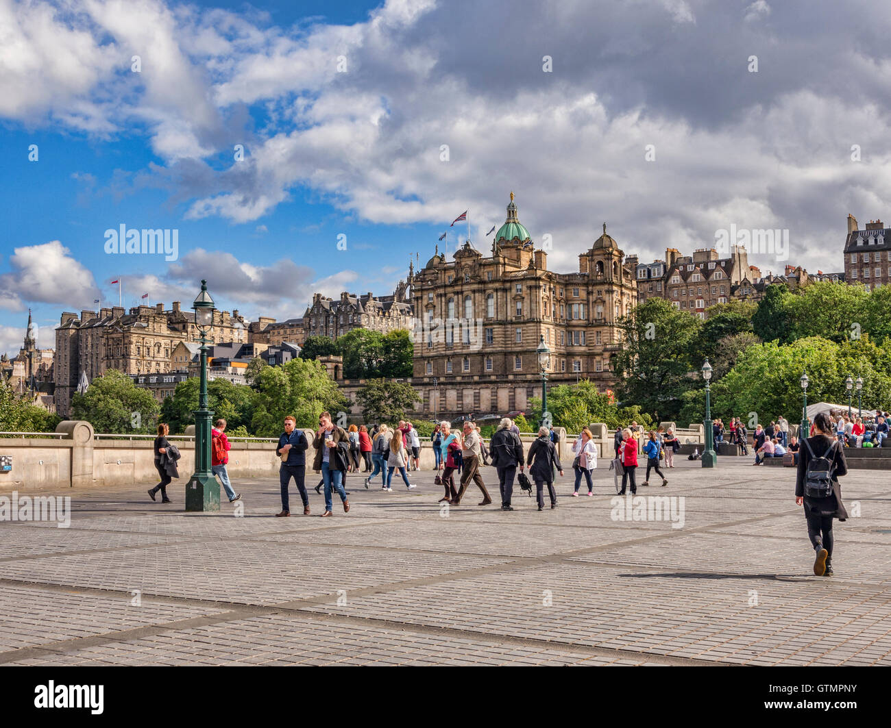 Der Hügel und der Altstadt, Edinburgh, Scotland, UK Stockfoto