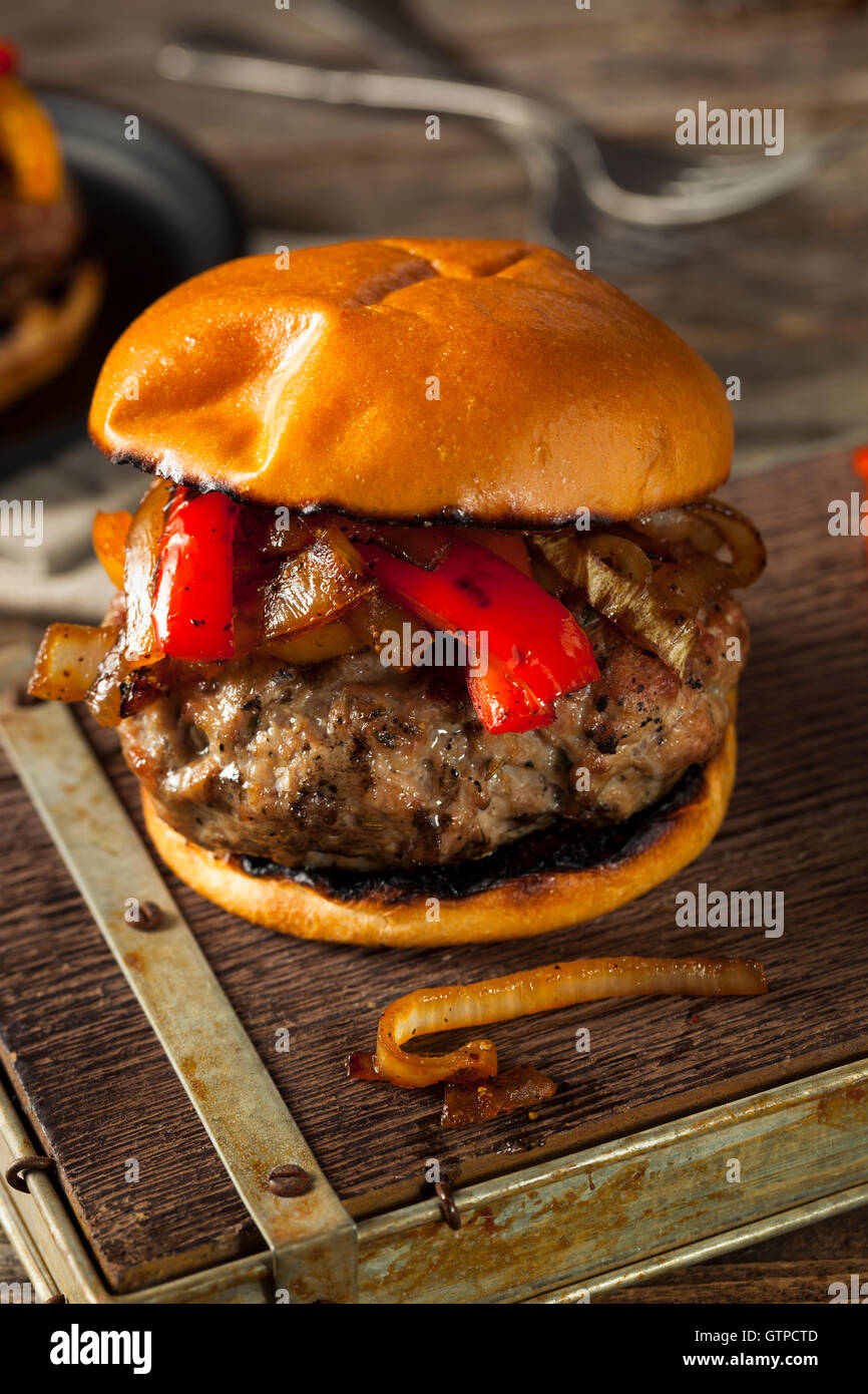 Schweinefleisch Hamburger Stockfotos und -bilder Kaufen - Alamy Schweinefleisch Hamburger Stockfotos und -bilder Kaufen - Alamy