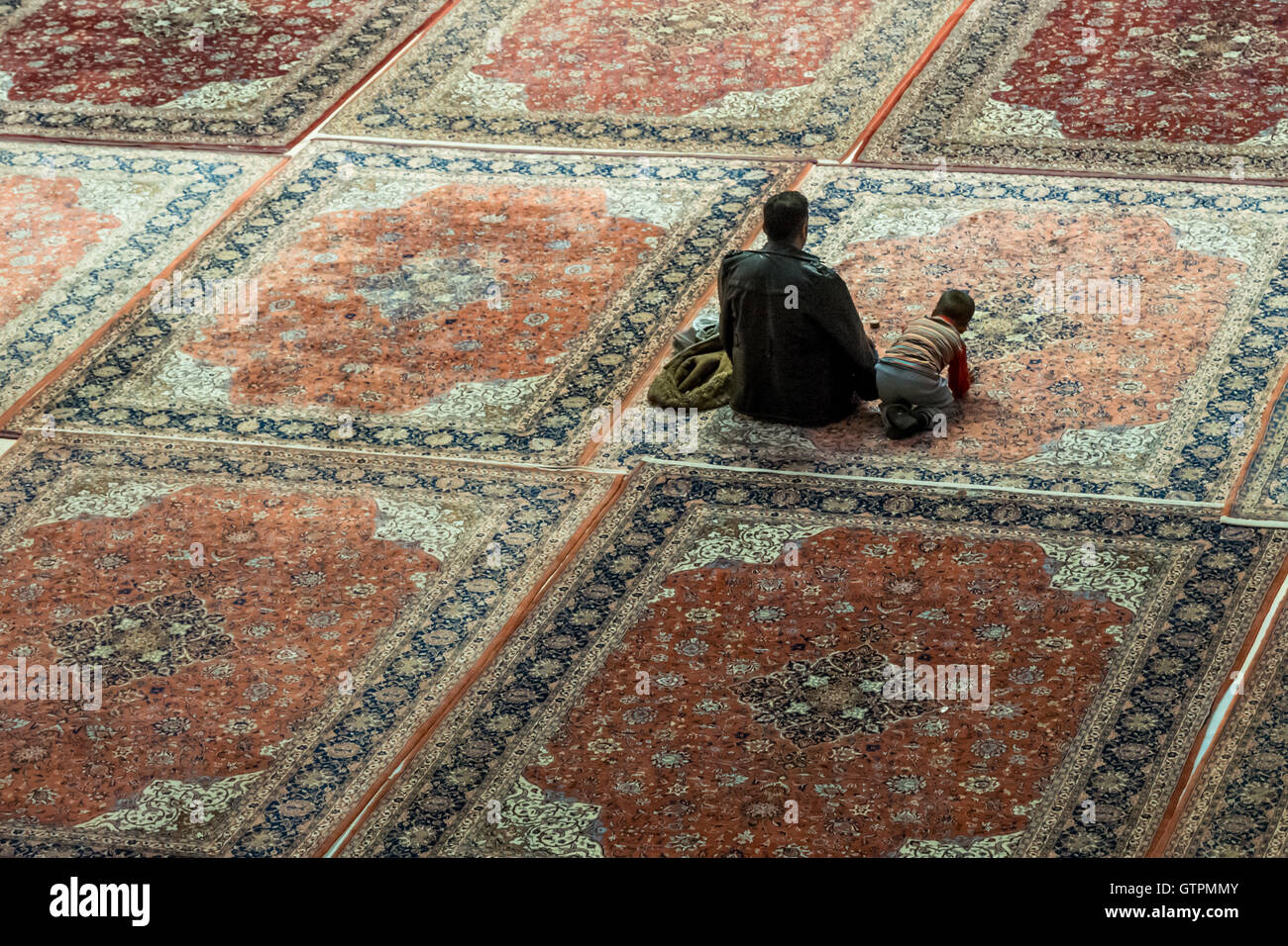 Shāh Chérāgh ist ein Grabmal und die Moschee in Schiraz, Iran