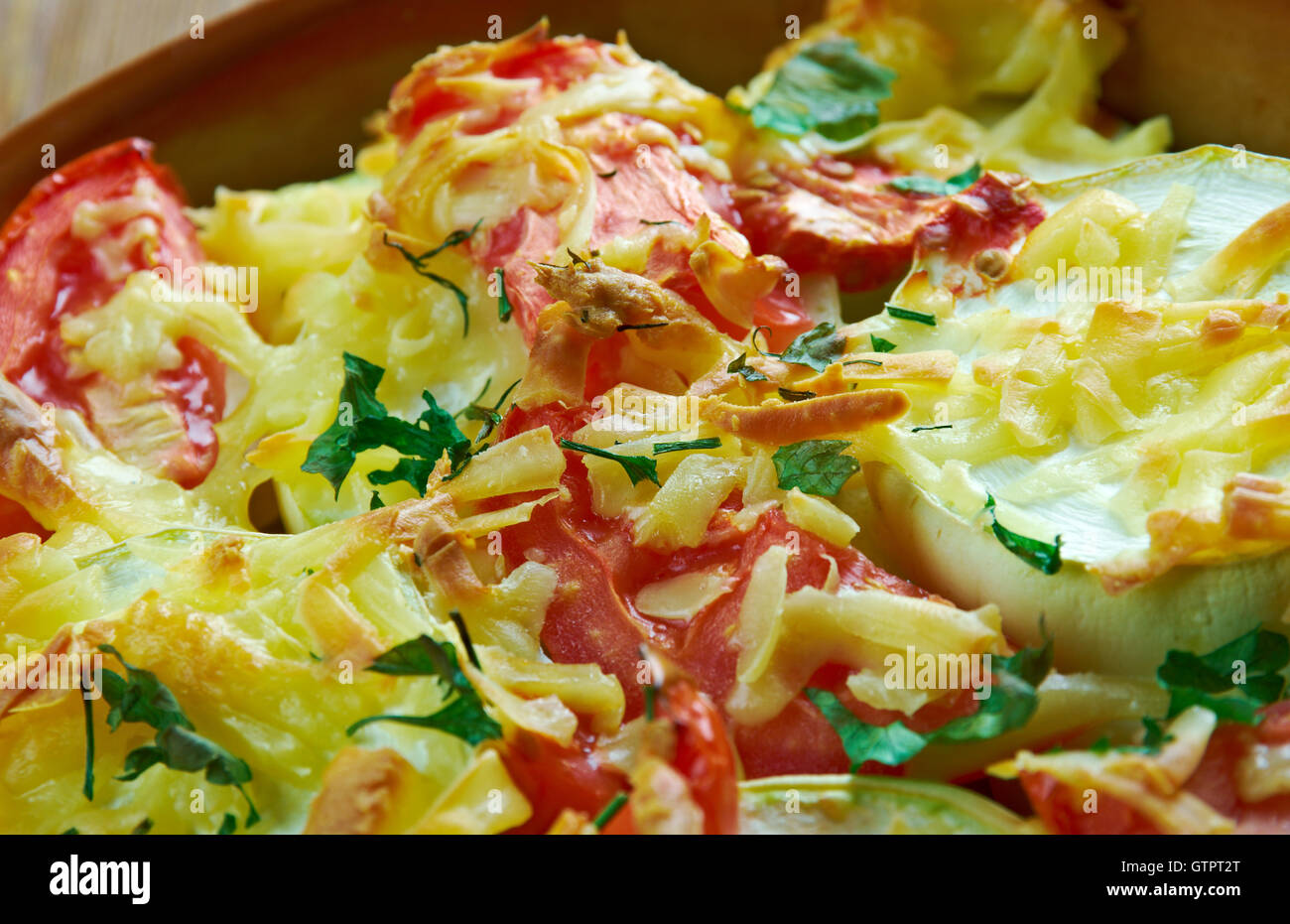 Fırında Mozzarella Peynirli Kabak Tarifi - türkische Gericht von ...