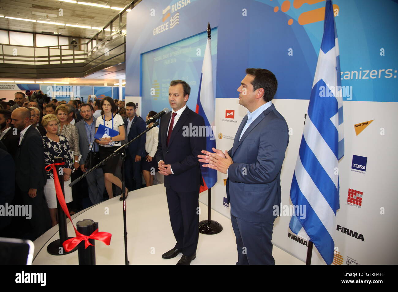 Thessaloniki, Griechenland. 10. September 2016. International Trade Fair von Thessaloniki, Geece, Premierminister von Griechenland Alexis Tsipras und Arkadi Dworkowitsch Vizepremierminister der Russischen Föderation: Pixelstock/Alamy Live News Stockfoto