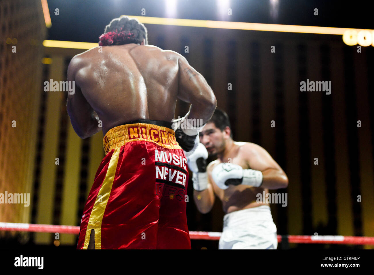 Las Vegas, Nevada, USA. 9. September 2016. Der "Knockout Nacht auf D"-Serie, präsentiert von D Las Vegas und DLVEC und wird von Roy Jones Jr. gefördert.  Jeremy "J-Flash" Nichols (5-0) öffnet die TV Karte gegen Steve Belmontes in einem vier-Runden-Kampf im Weltergewicht. Nichols bewegt sich bis zu einem perfekten 4-0 Rekord in Ko-Nacht beim D-Wettbewerb. © Ken Howard/Alamy Live News Bildnachweis: Ken Howard/Alamy Live-Nachrichten Stockfoto