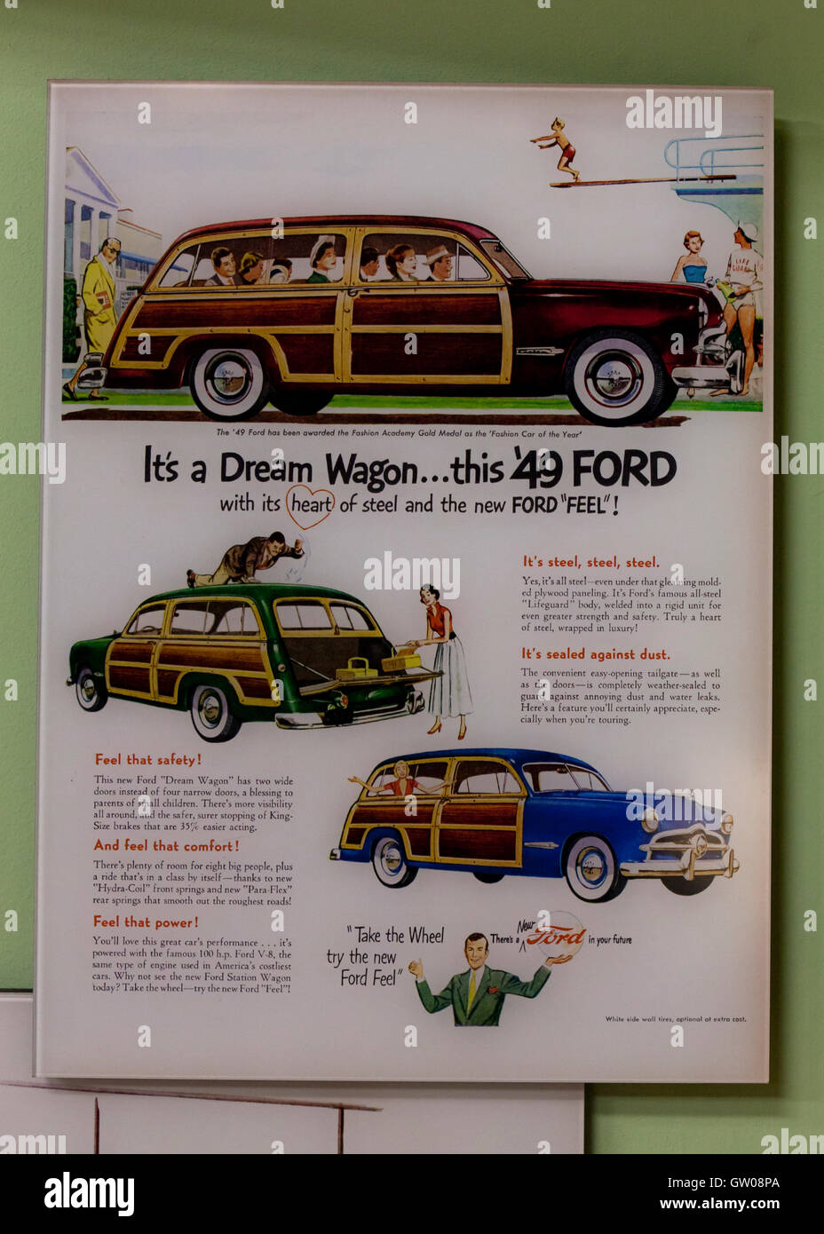1949 Ford Kombi Woody Zeitungsanzeige - USA Stockfoto