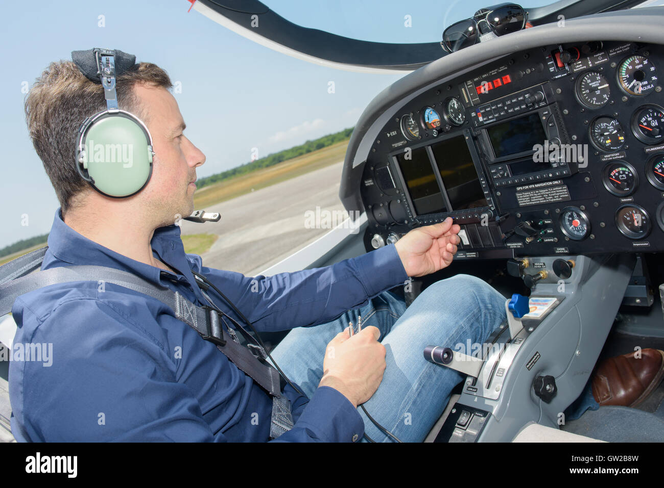 Pilot Cockpit-Bedienelemente Stockfoto