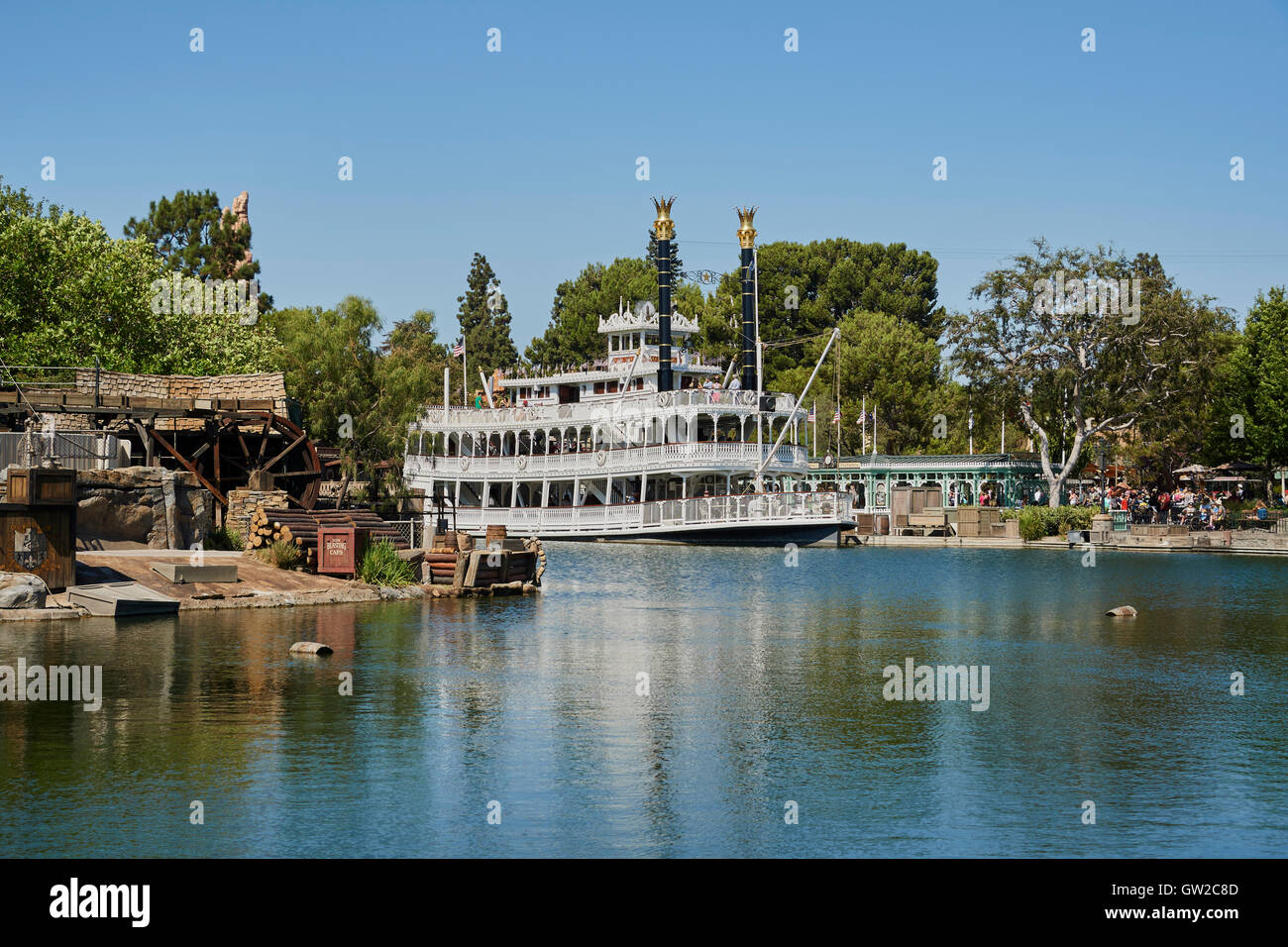 Mark Twain Riverboat ist eine Attraktion, befindet sich im Freizeitpark Disneyland in Anaheim, Kalifornien. Stockfoto